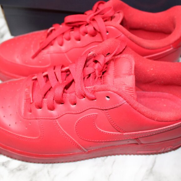 Nike Air Force 1 Low Triple Red Trainers. - Picture 6 of 8